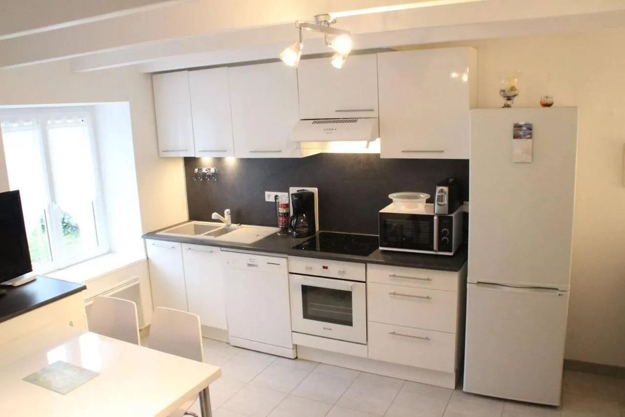 빌라 Maisonnette Bretonne 100M De La Mer Avec Jardin A Tregastel - Ref 18
